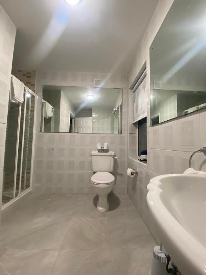 Seaclusion Barna Hotel Barna  Bagian luar foto