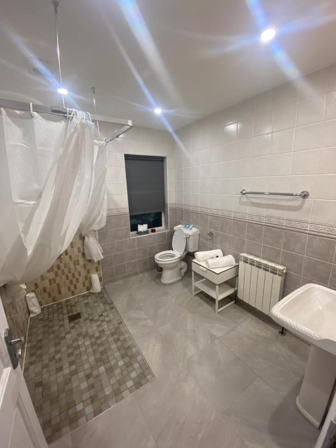 Seaclusion Barna Hotel Barna  Bagian luar foto