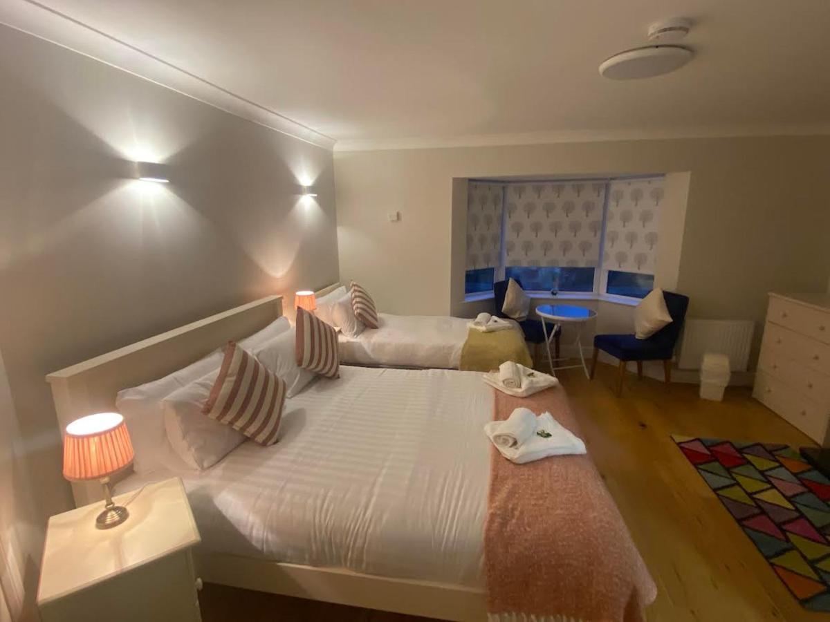 Seaclusion Barna Hotel Barna  Bagian luar foto